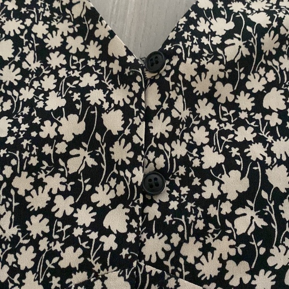 ZARA Contrasting Floral Dress - Picture 3 of 4